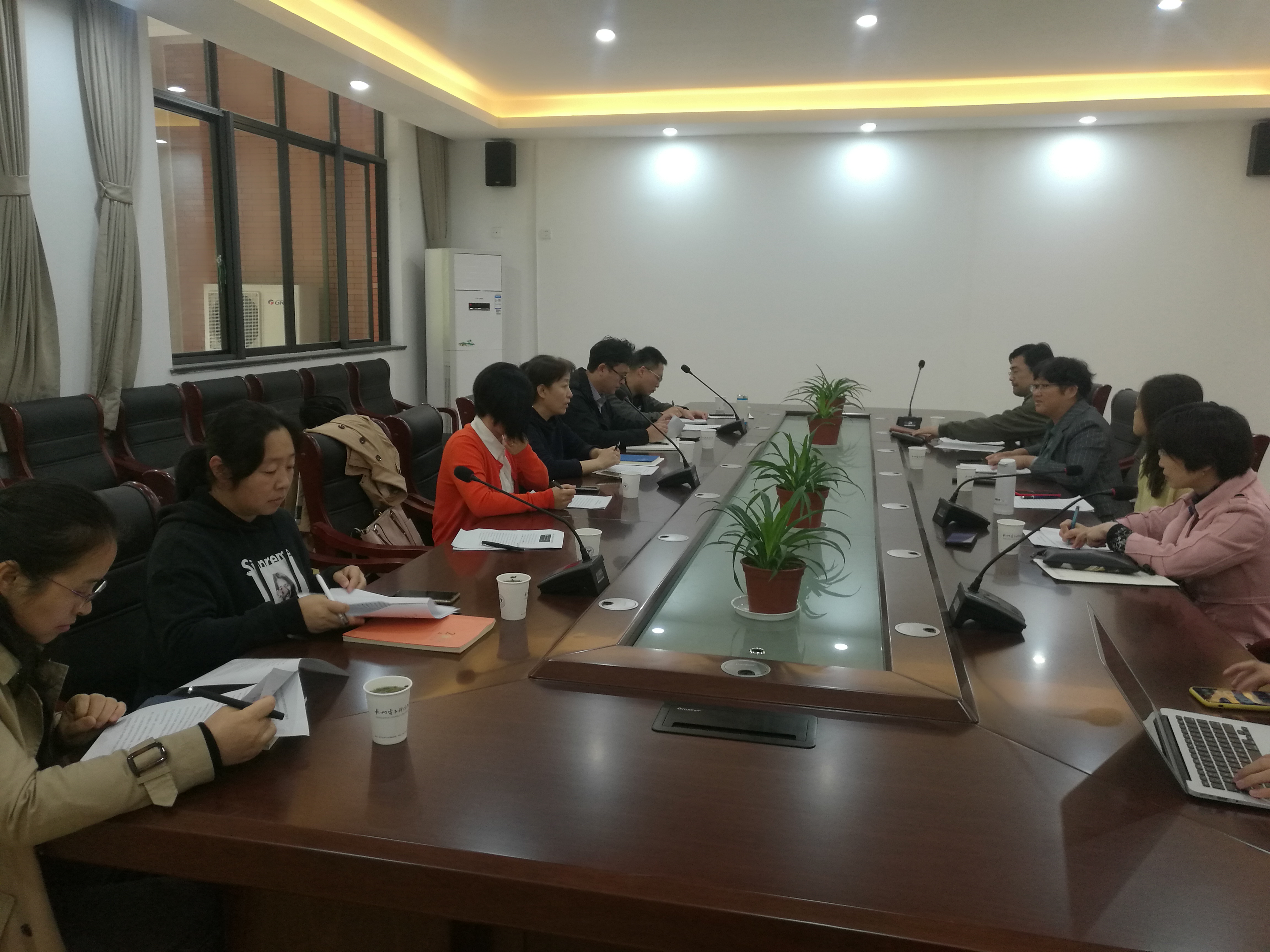 计算机学院、圣光机联合学院召开国际化教育研讨会-计算机学院